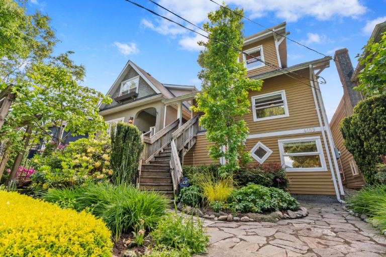 4189 John Street, Vancouver, Main