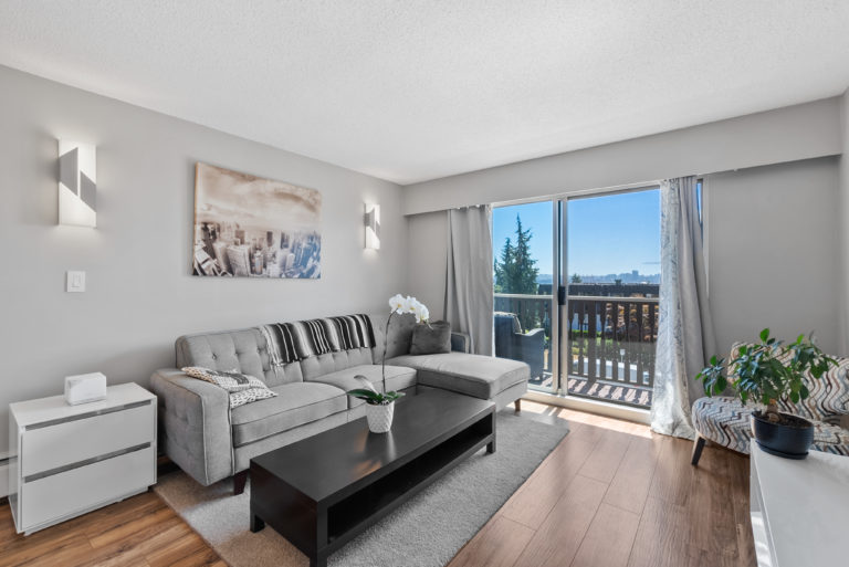 207-310 West 3rd Street, North Vancouver, Lower Lonsdale