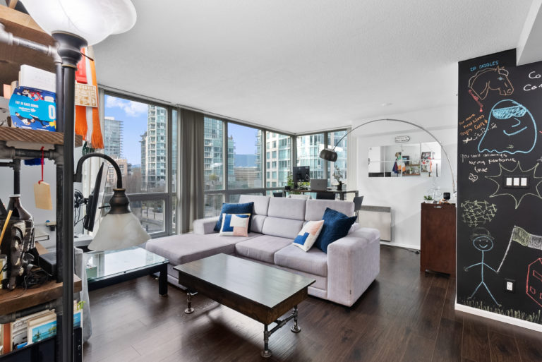 203-588 Broughton Street, Vancouver, Coal Harbour