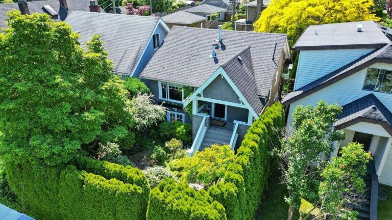 3719 DUNBAR ST. STREET, Vancouver