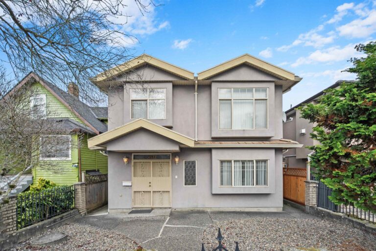 4533 Pender Street, Burnaby